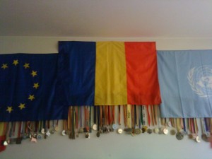 50 de maratoane cu drapelul Romaniei, 30 cu drapelul Uniunii Europene si 18 cu drapelul Organizatiei Natiunilor Unite