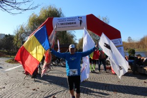 Maratonul 141, maratonul 131 cu drapelul Romaniei, maratonul 31 din anul 2015