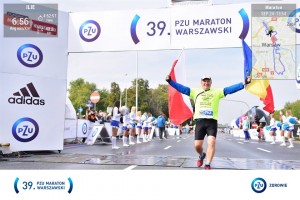 39. PZU Maraton Warszawski cu drapelele Romaniei si Poloniei