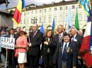 View The Pe strazile orasului Torino - cu drapelele Romaniei, Italiei, UE si ONU Album